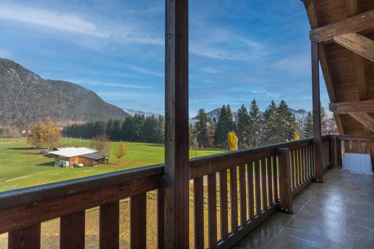 Golf View Apt With Parking And Mountain View! Appartement Tarvisio Buitenkant foto